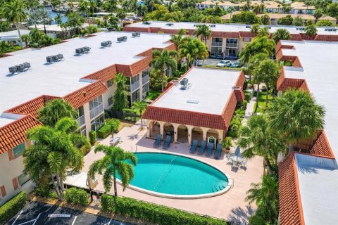 Condominio en venta en Pompano Beach, Florida, 1 dormitorio, 69.68 m2 № 2246306 - foto 2