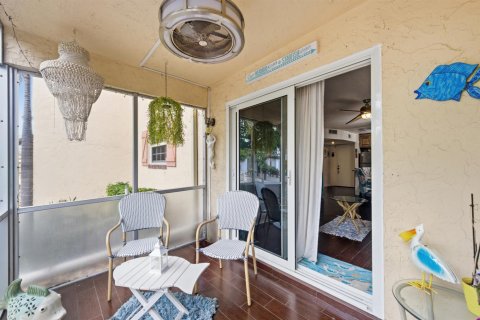 Condominio en venta en Pompano Beach, Florida, 1 dormitorio, 69.68 m2 № 2246306 - foto 18