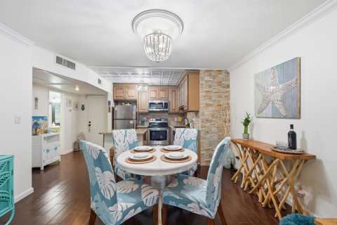 Condominio en venta en Pompano Beach, Florida, 1 dormitorio, 69.68 m2 № 2246306 - foto 8