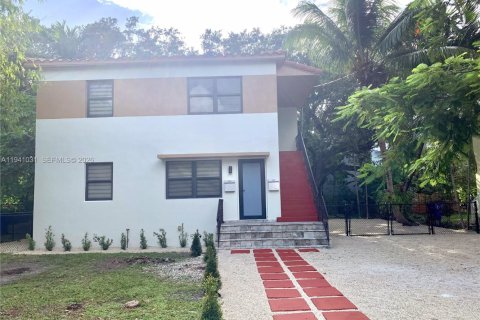 Снять в аренду виллу или дом в Майами, Флорида 4 спальни, 69.31м2, № 2000271 - фото 19