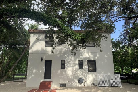 Снять в аренду виллу или дом в Майами, Флорида 4 спальни, 69.31м2, № 2000271 - фото 18