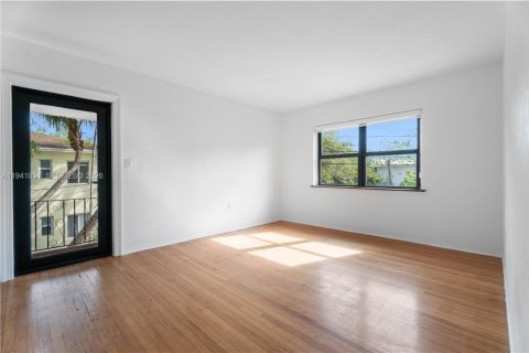 Снять в аренду виллу или дом в Майами, Флорида 4 спальни, 69.31м2, № 2000271 - фото 4