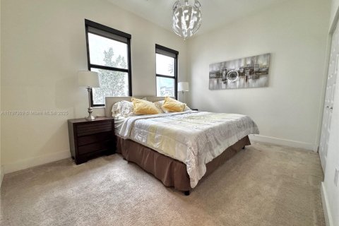 Condo in Doral, Florida, 3 bedrooms  № 2022469 - photo 18