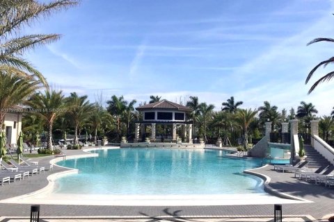 Condo in Doral, Florida, 3 bedrooms  № 2022469 - photo 29