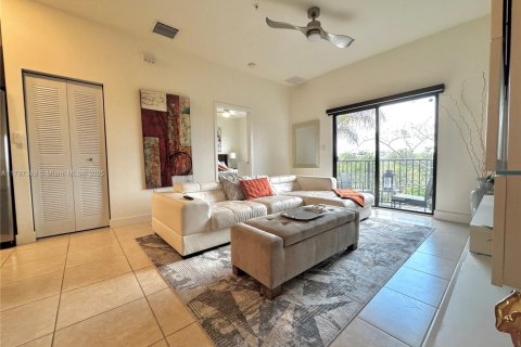 Condo in Doral, Florida, 3 bedrooms  № 2022469 - photo 12