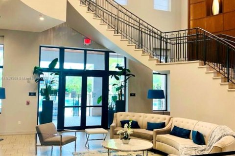 Condo in Doral, Florida, 3 bedrooms  № 2022469 - photo 28