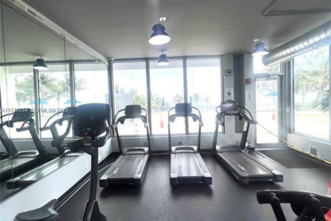Copropriété à louer à Miami Beach, Floride: 51.1 m2 № 1984716 - photo 17