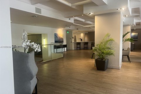 Copropriété à louer à Miami Beach, Floride: 51.1 m2 № 1984716 - photo 3