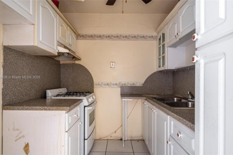 Купить кондоминиум в Майами-Гарденс, Флорида 1 спальня, 53.51м2, № 1967067 - фото 13