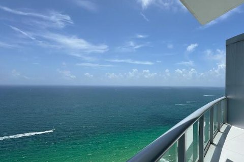 Condo in Sunny Isles Beach, Florida, 3 bedrooms  № 2158378 - photo 13