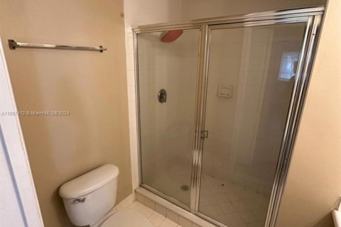 Condo in Coconut Creek, Florida, 2 bedrooms № 2060127 - photo 26