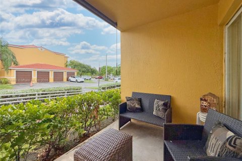 Condo in Cutler Bay, Florida, 2 bedrooms  № 1809501 - photo 26