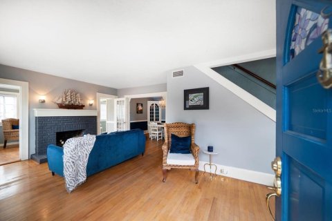 Casa en venta en Clearwater, Florida, 4 dormitorios, 183.95 m2 № 1772812 - foto 3
