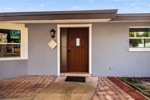 House in Sarasota, Florida 5 bedrooms, 216.83 sq.m. № 2259430 - photo 7