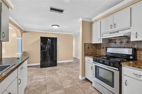 House in Sarasota, Florida 5 bedrooms, 216.83 sq.m. № 2259430 - photo 12