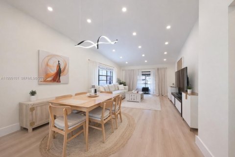 Touwnhouse à louer à Margate, Floride: 2 chambres, 96.43 m2 № 2060797 - photo 4