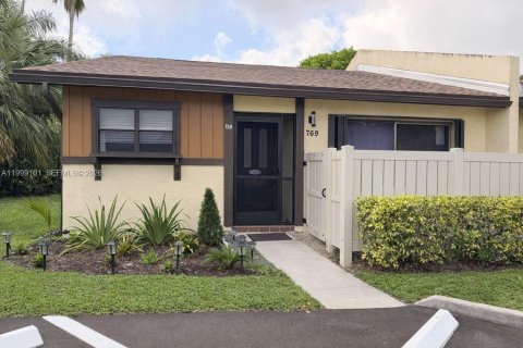 Touwnhouse à louer à Margate, Floride: 2 chambres, 96.43 m2 № 2060797 - photo 22