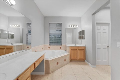 Casa en venta en Oakland, Florida, 5 dormitorios, 394.46 m2 № 1900289 - foto 15