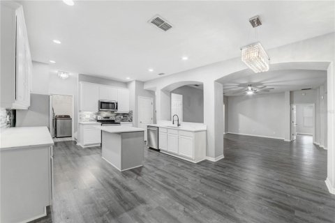 Casa en venta en Oakland, Florida, 5 dormitorios, 394.46 m2 № 1900289 - foto 7