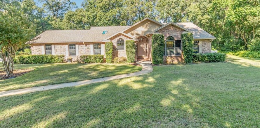 Villa ou maison à DeLand, Floride 3 chambres, 164.07 m2 № 2093406