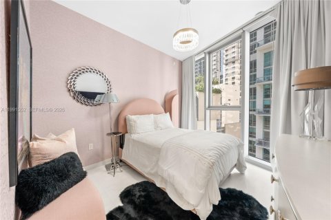 Снять в аренду кондоминиум в Майами, Флорида 4 спальни, 301.65м2, № 2062414 - фото 24