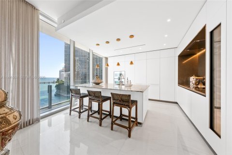 Снять в аренду кондоминиум в Майами, Флорида 4 спальни, 301.65м2, № 2062414 - фото 27