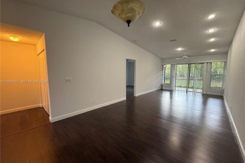 Copropriété à louer à Boca Raton, Floride: 2 chambres, 92.9 m2 № 2243597 - photo 10