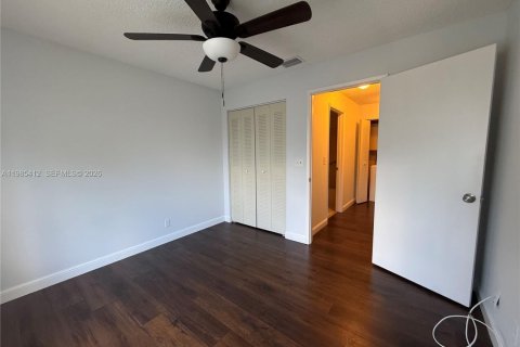 Copropriété à louer à Boca Raton, Floride: 2 chambres, 92.9 m2 № 2243597 - photo 11