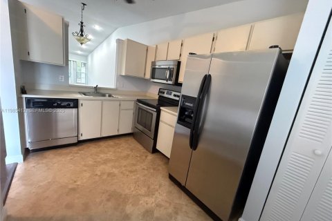 Copropriété à louer à Boca Raton, Floride: 2 chambres, 92.9 m2 № 2243597 - photo 5
