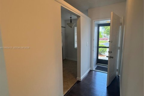 Copropriété à louer à Boca Raton, Floride: 2 chambres, 92.9 m2 № 2243597 - photo 24