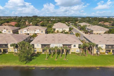 Condo in Bradenton, Florida, 3 bedrooms  № 1334196 - photo 1