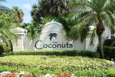 Townhouse in Weston, Florida 2 bedrooms, 103.12 sq.m. № 1963186 - photo 2