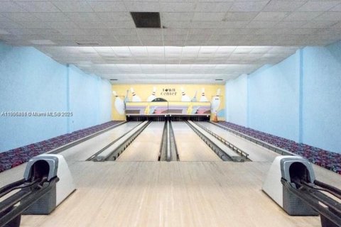 Townhouse in Weston, Florida 2 bedrooms, 103.12 sq.m. № 1963186 - photo 21