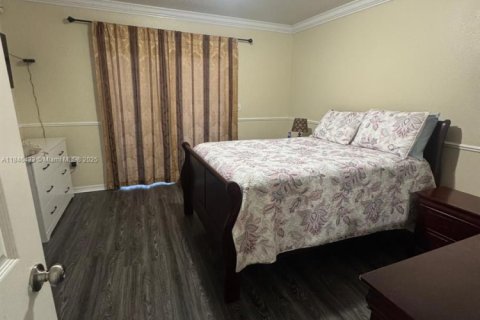 Villa ou maison à louer à Homestead, Floride: 3 chambres, 141.95 m2 № 1935724 - photo 8