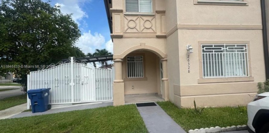 Villa ou maison à Homestead, Floride 3 chambres, 141.95 m2 № 1935724