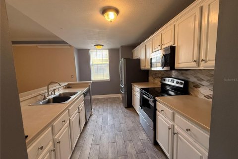 Copropriété à louer à Orlando, Floride: 2 chambres, 113.25 m2 № 2413979 - photo 13