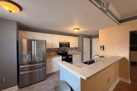 Copropriété à louer à Orlando, Floride: 2 chambres, 113.25 m2 № 2413979 - photo 11