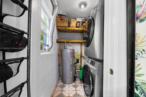 Adosado en venta en Hallandale Beach, Florida, 3 dormitorios, 162.58 m2 № 1955411 - foto 26