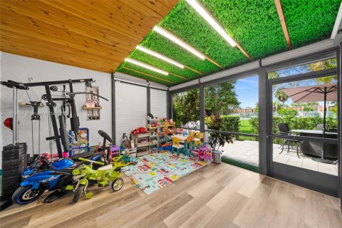 Adosado en venta en Hallandale Beach, Florida, 3 dormitorios, 162.58 m2 № 1955411 - foto 25