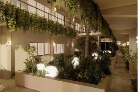 Condo in Miami Beach, Florida, 1 bedroom  № 2025885 - photo 13