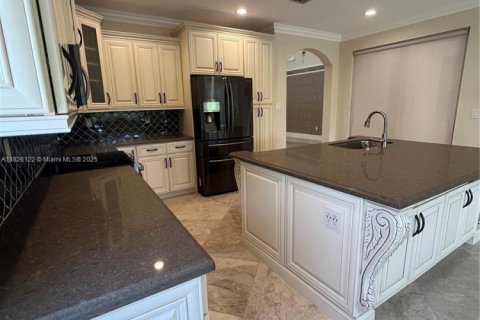 Casa en venta en Miramar, Florida, 4 dormitorios, 316.8 m2 № 1794447 - foto 26