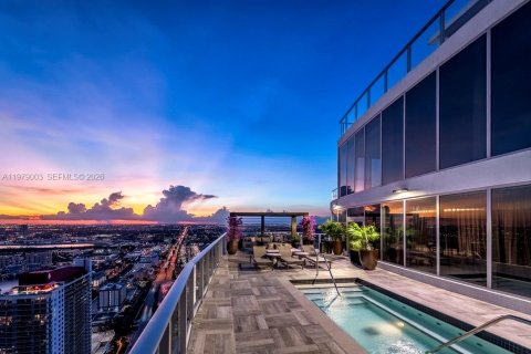 Купить кондоминиум в Холливуд, Флорида 2 спальни, 99.87м2, № 2046091 - фото 20