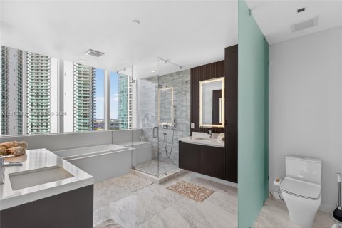 Copropriété à vendre à Miami, Floride: 3 chambres, 204.76 m2 № 2251291 - photo 24
