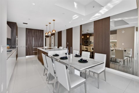 Copropriété à vendre à Miami, Floride: 3 chambres, 204.76 m2 № 2251291 - photo 29