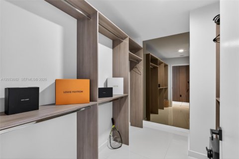 Copropriété à vendre à Miami, Floride: 3 chambres, 204.76 m2 № 2251291 - photo 19