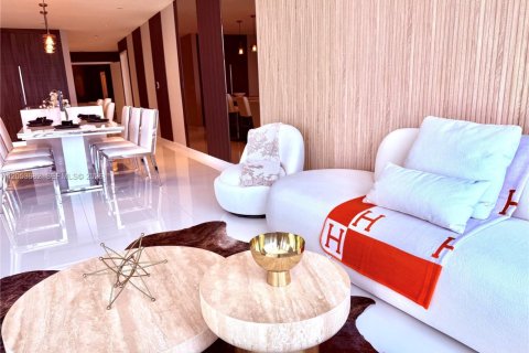 Copropriété à vendre à Miami, Floride: 3 chambres, 204.76 m2 № 2251291 - photo 2