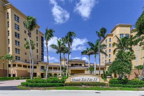 Condominio en Punta Gorda, Florida, 3 dormitorios  № 2150078