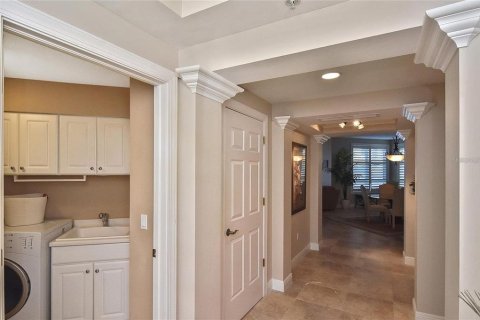 Condominio en alquiler en Punta Gorda, Florida, 3 dormitorios, 218.41 m2 № 2150078 - foto 6
