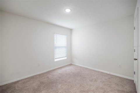 Casa en venta en Zephyrhills, Florida, 4 dormitorios, 171.5 m2 № 1906417 - foto 11