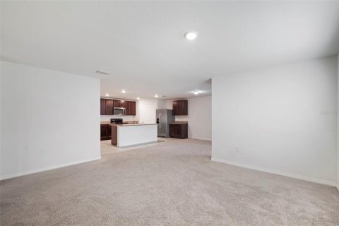 Casa en venta en Zephyrhills, Florida, 4 dormitorios, 171.5 m2 № 1906417 - foto 26